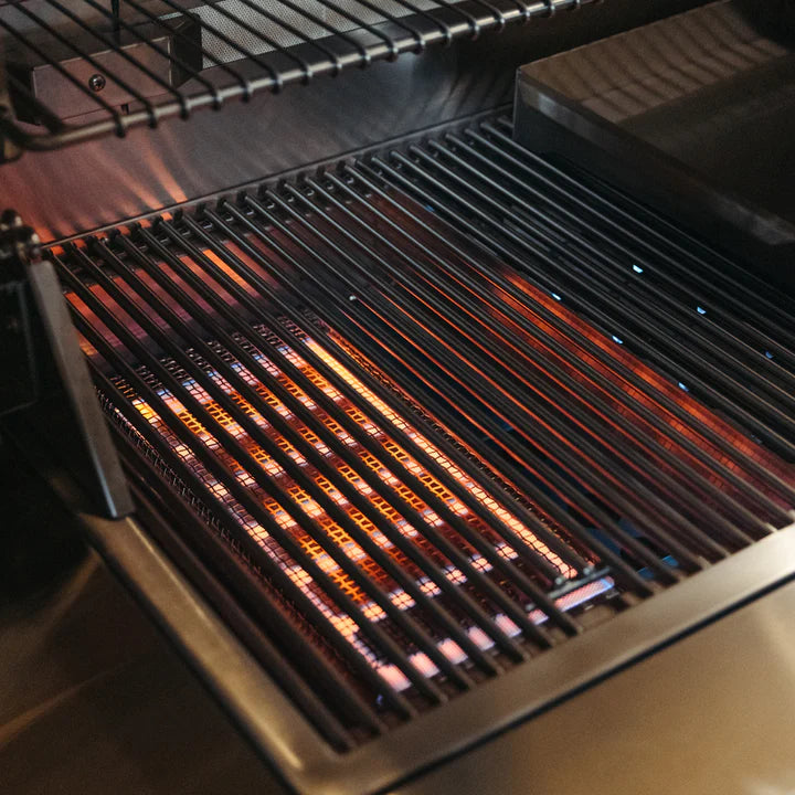 American Made Grills Estate - 30" Gas Grill