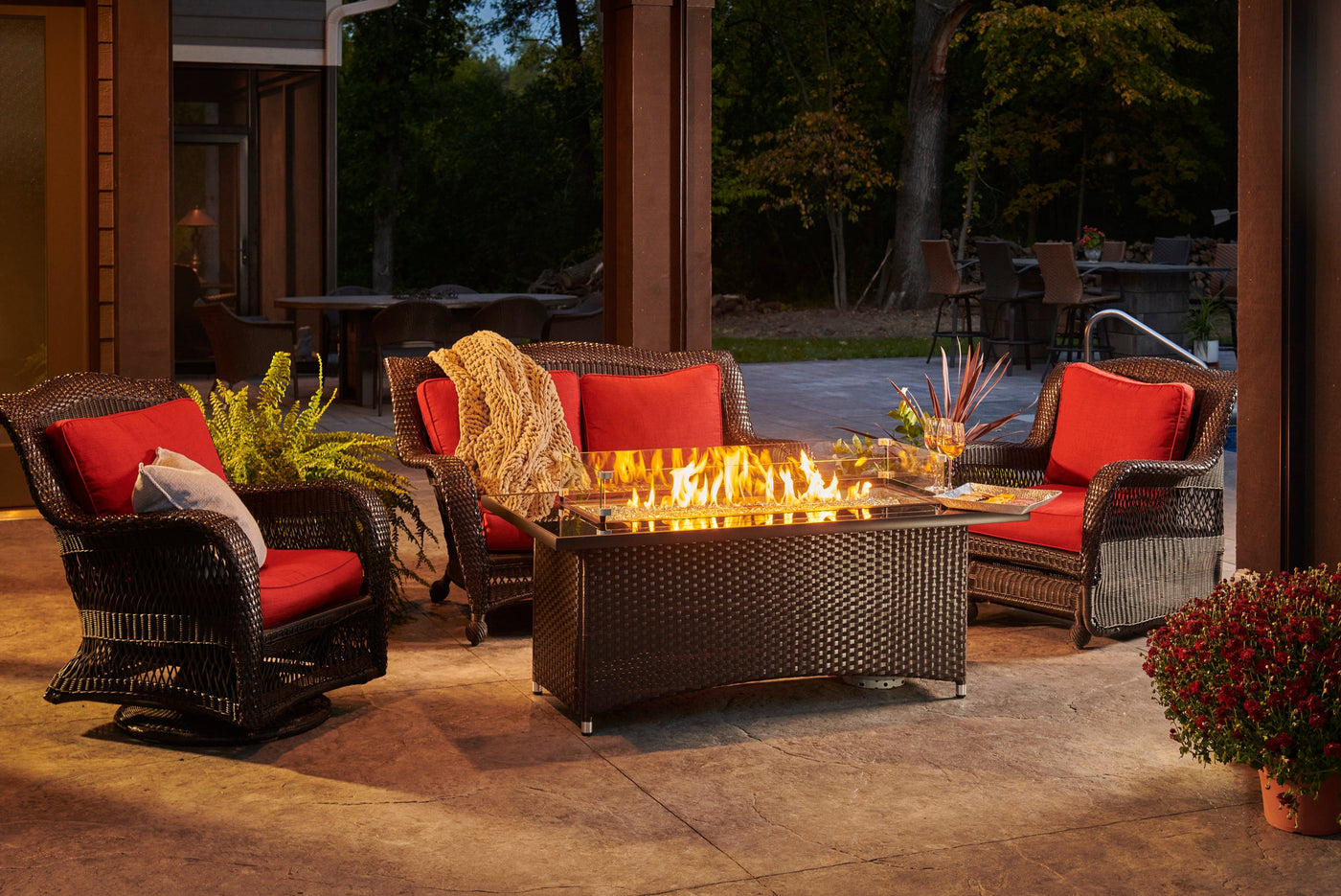 The Outdoor GreatRoom Company Balsam Montego Linear Gas Fire Pit Table